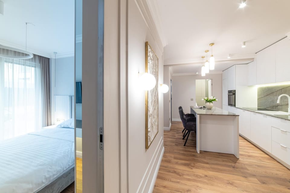 Kitchen or kitchenette, Bedroom