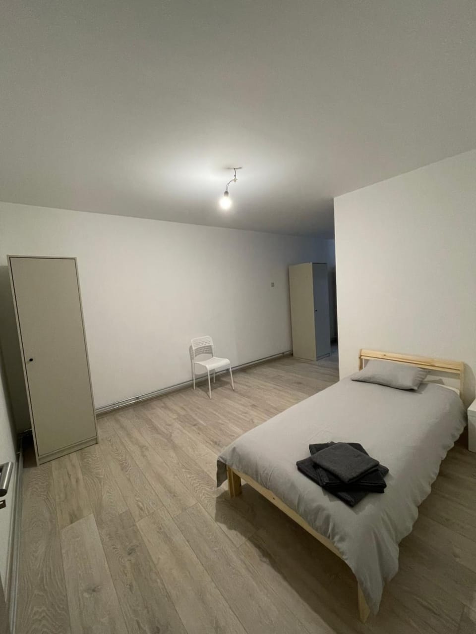 Bed, Bedroom, wardrobe