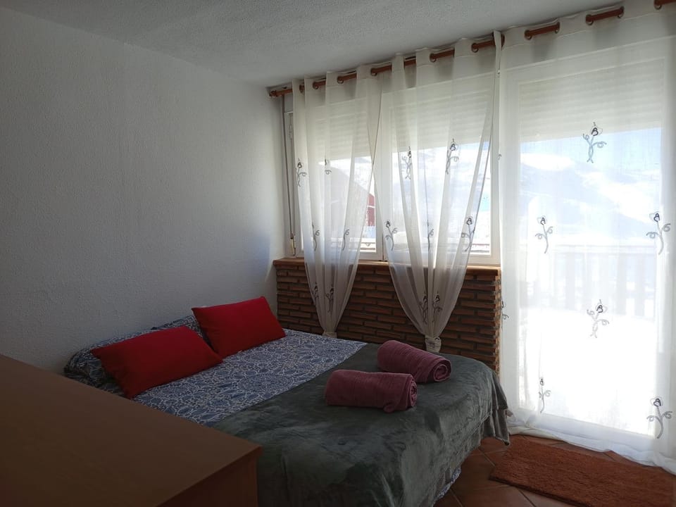 Estudio para 4 con terraza, vistas y garaje Edif Bulgaria Apartment in Sierra Nevada