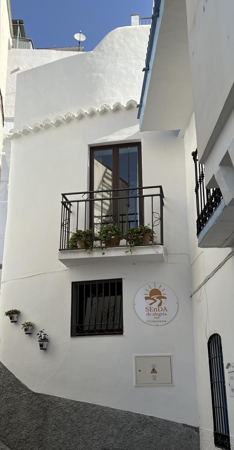 B&B SEnDA de alegria Bed and Breakfast in Axarquía