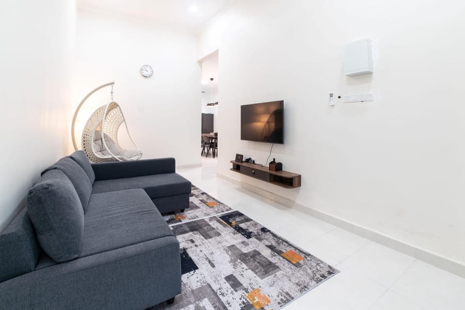 Communal lounge/ TV room, TV and multimedia, Living room, Seating area