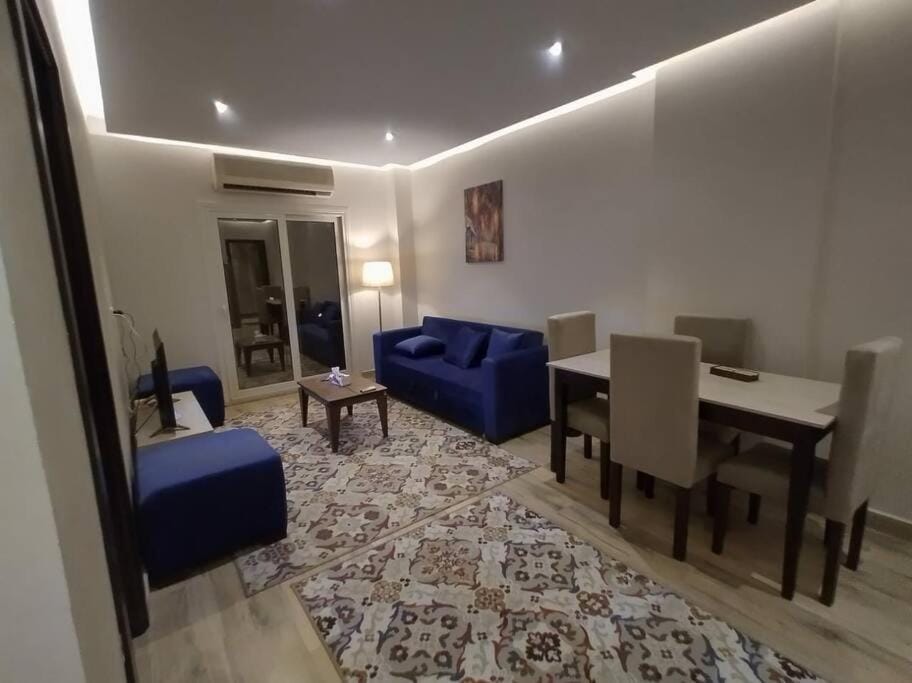 Eco Inn: Sherook66B2 1 BR Apartment With Garden Apartment in Cairo Governorate
