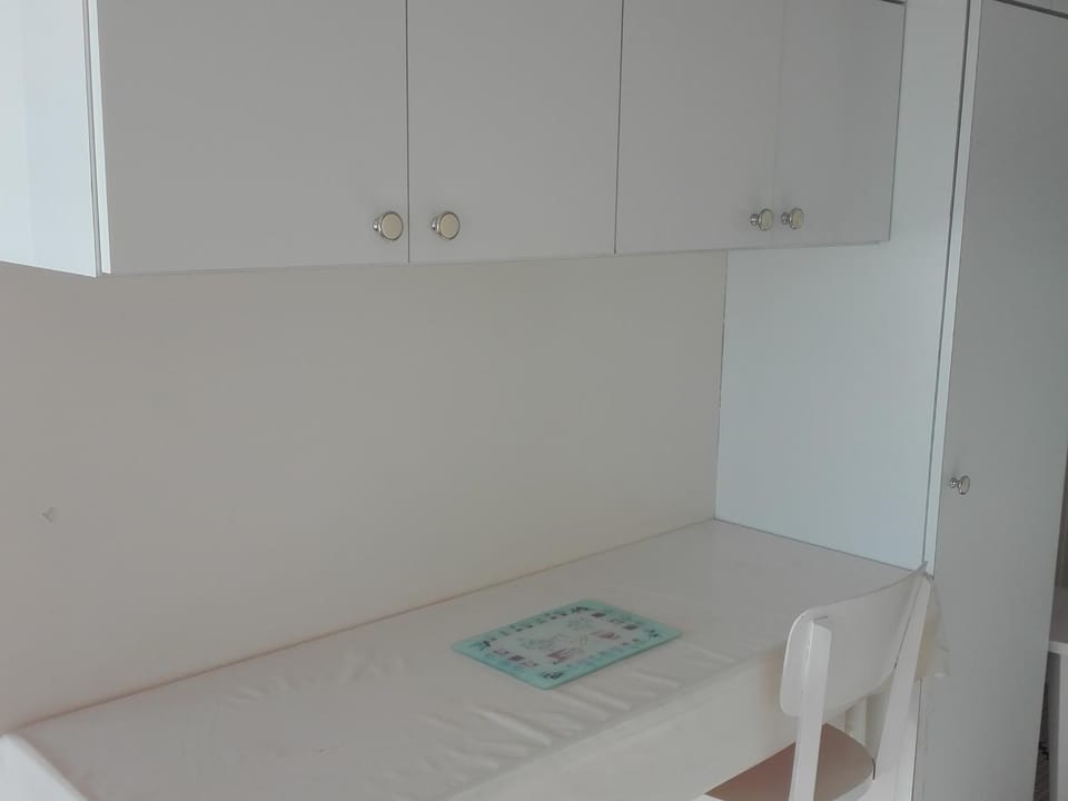 Studio Face Mer au Cœur des Sables d'Olonne - Balcon Sud, Équipé, 2 pers. - FR-1-331-218 Apartment in Les Sables-d'Olonne