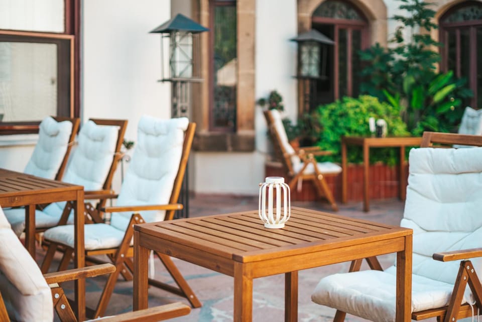 Seating area