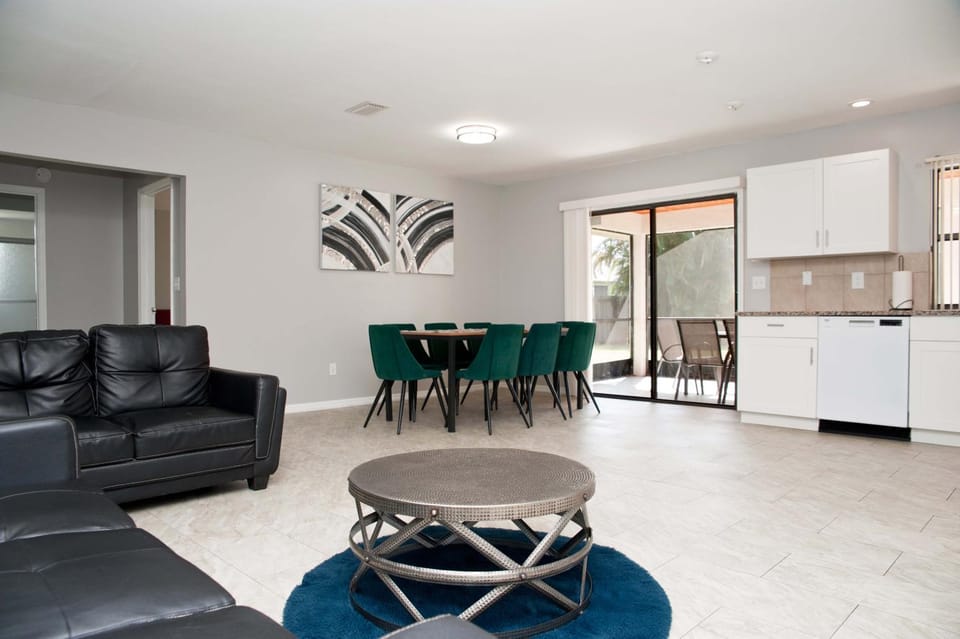 TV and multimedia, Living room, kitchen
