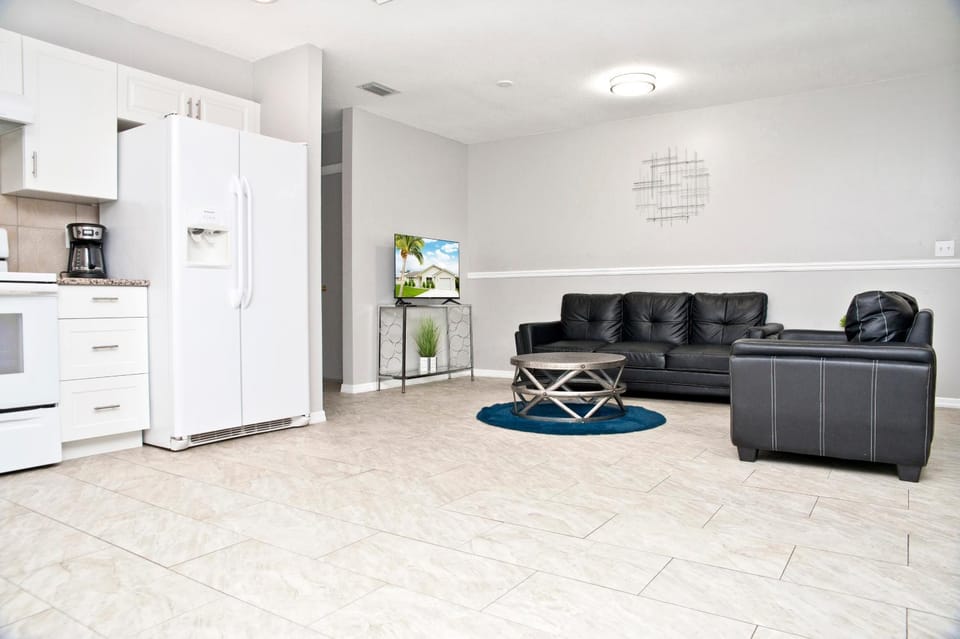 TV and multimedia, Living room, kitchen, air conditioner