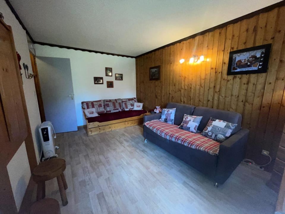 Résidence Aollets - Studio 4 personnes Plagne Village MAE-4764 Apartment in Mâcot-la-Plagne