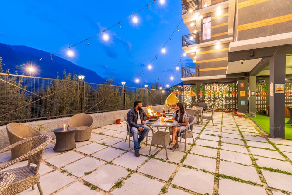 Restaurant/places to eat, Garden view