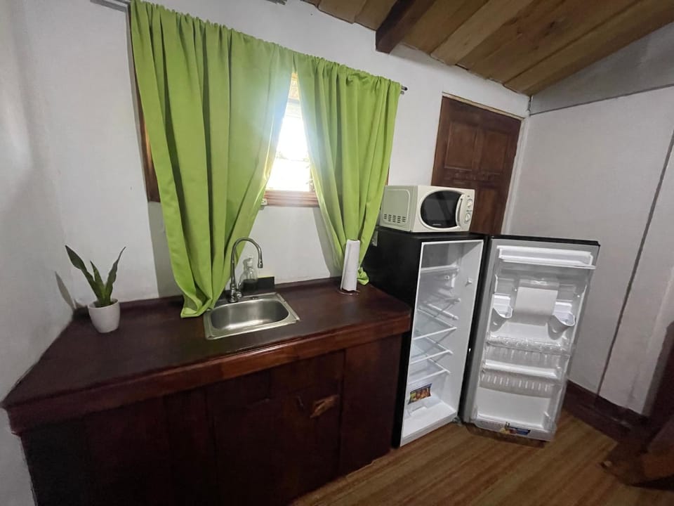 Poas Volcano Rooms Nature lodge in San José Province