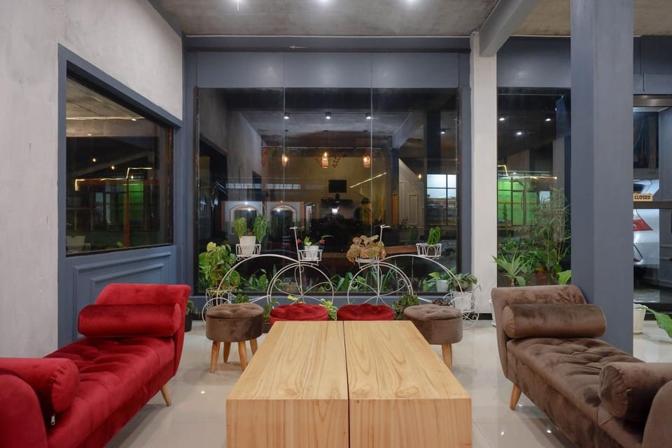 Lobby or reception, Seating area