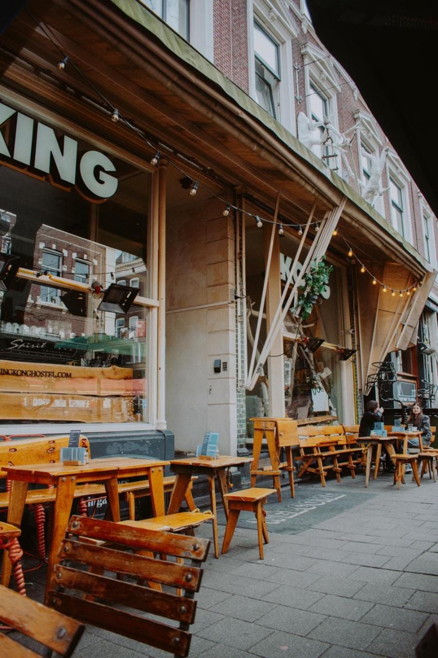 Property building, Restaurant/places to eat