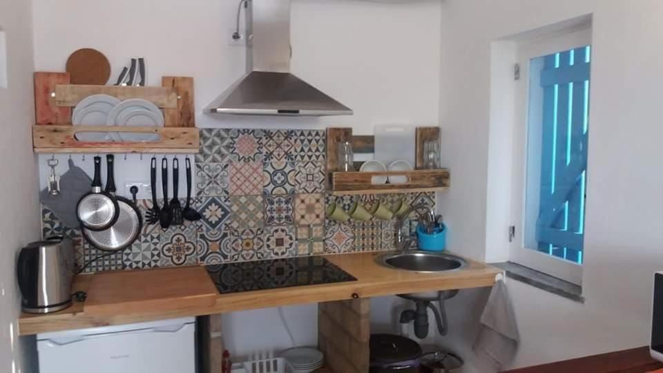 PuraVida Divehouse Bed and Breakfast in Sagres