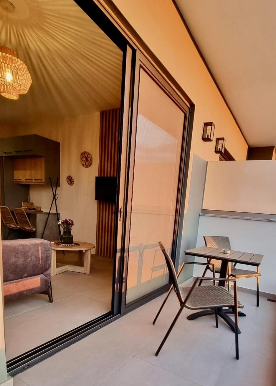 Balcony/Terrace, Balcony/Terrace