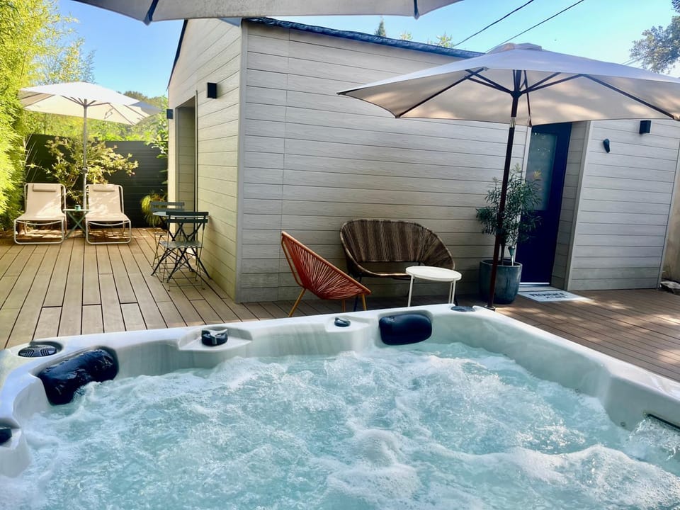 Suite La Farigoulette House in Marseille