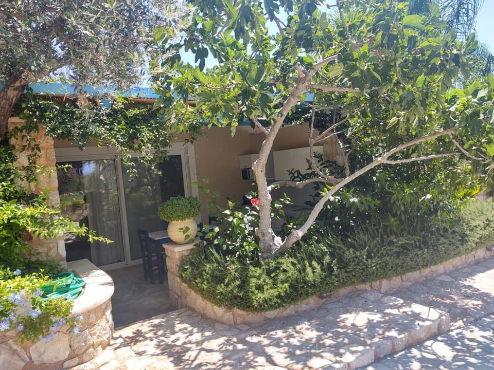 Casa Marimar Boutique Bungalows & Suites Bed and Breakfast in Argolis, Greece