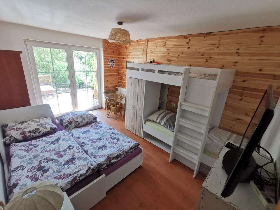 Bed, Photo of the whole room, Bedroom, bunk bed