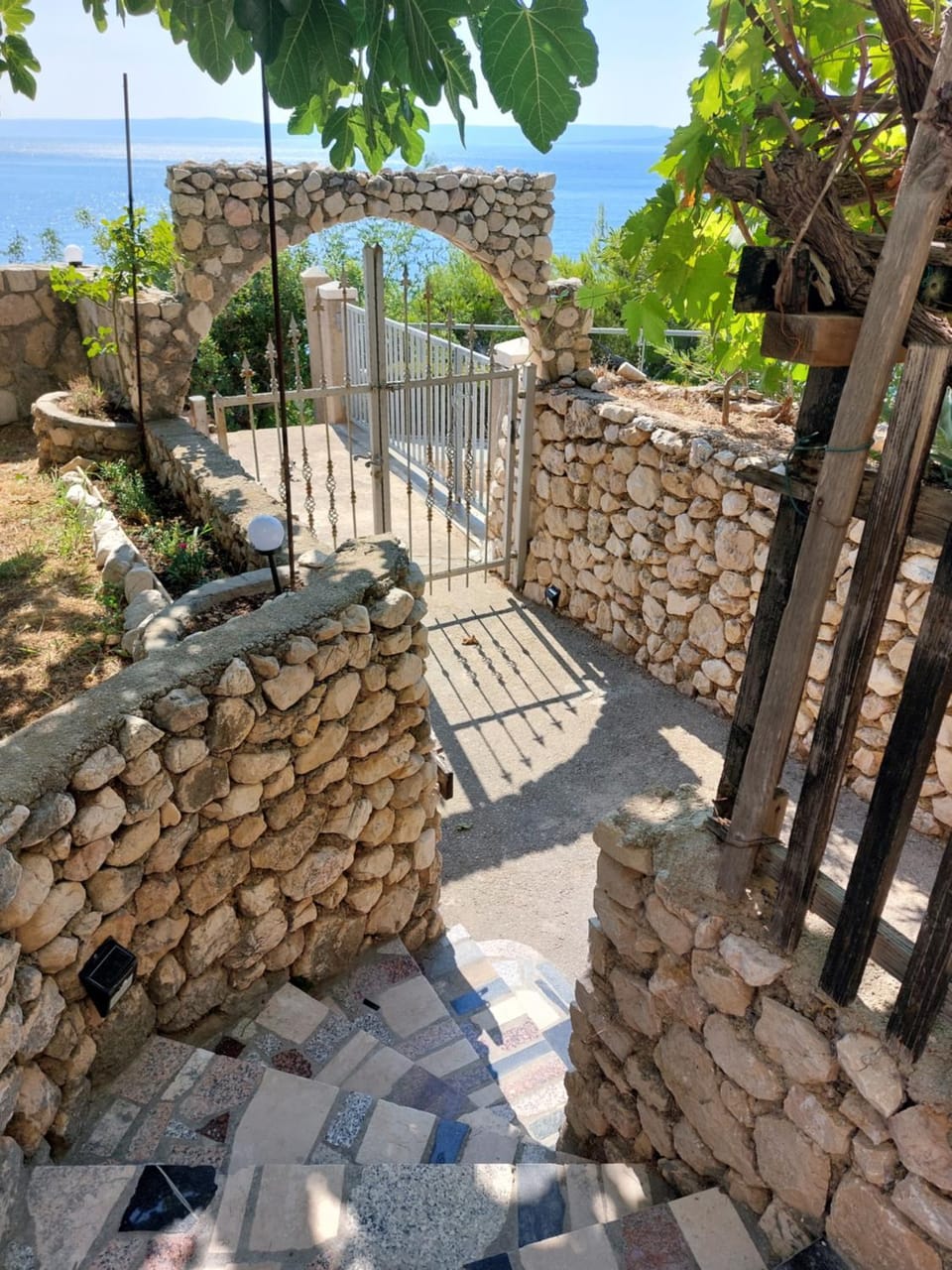 Property building, Off site