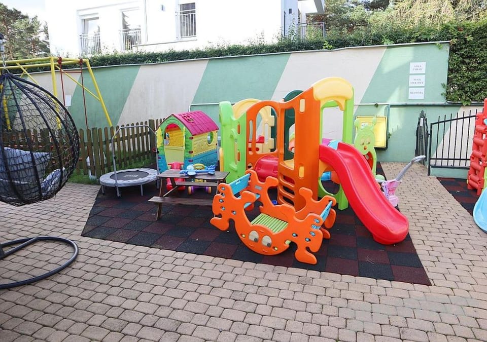 Day, Children play ground