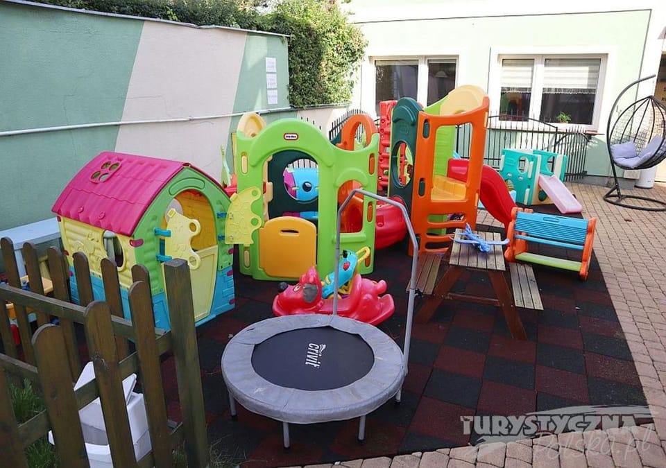Day, Children play ground
