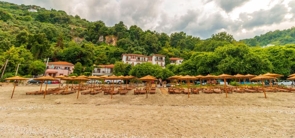 Property building, Neighbourhood, Beach