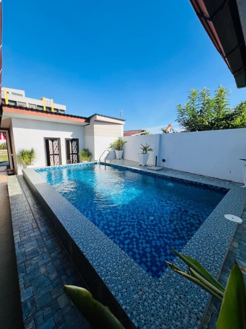 ALOR SENARI HOMESTAY PRIVATE POOL Apartment in Kedah