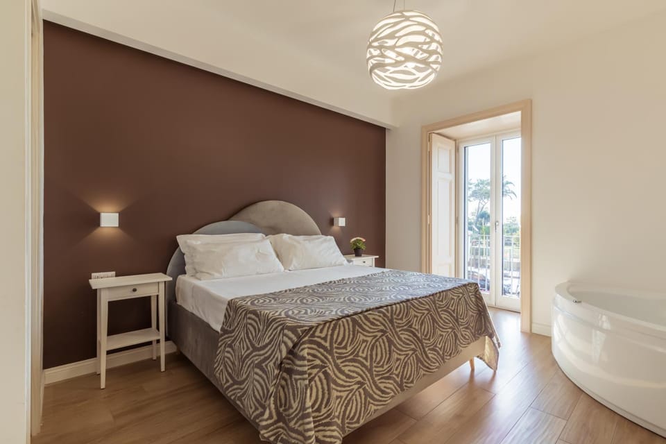 Hot Tub, View (from property/room), Bedroom, Guests, furniture, air conditioner