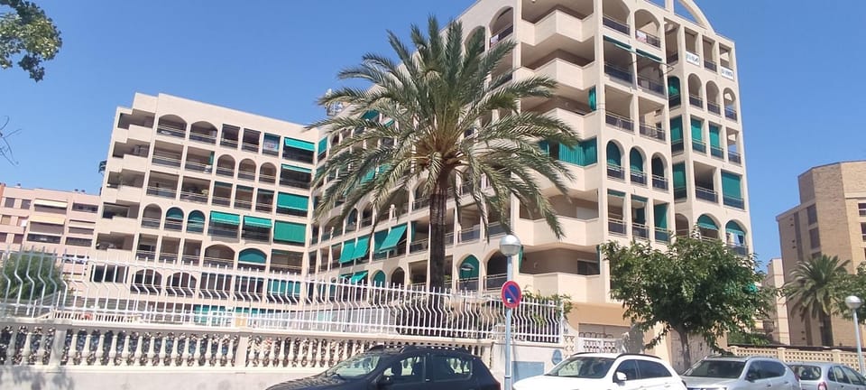 Property building, Location