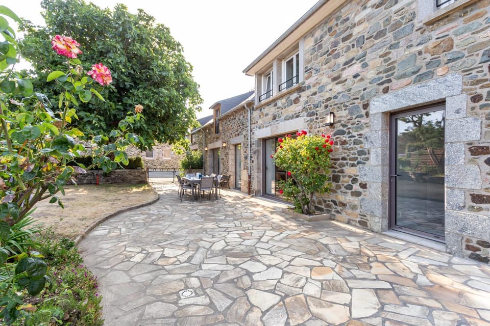 Property building, Patio