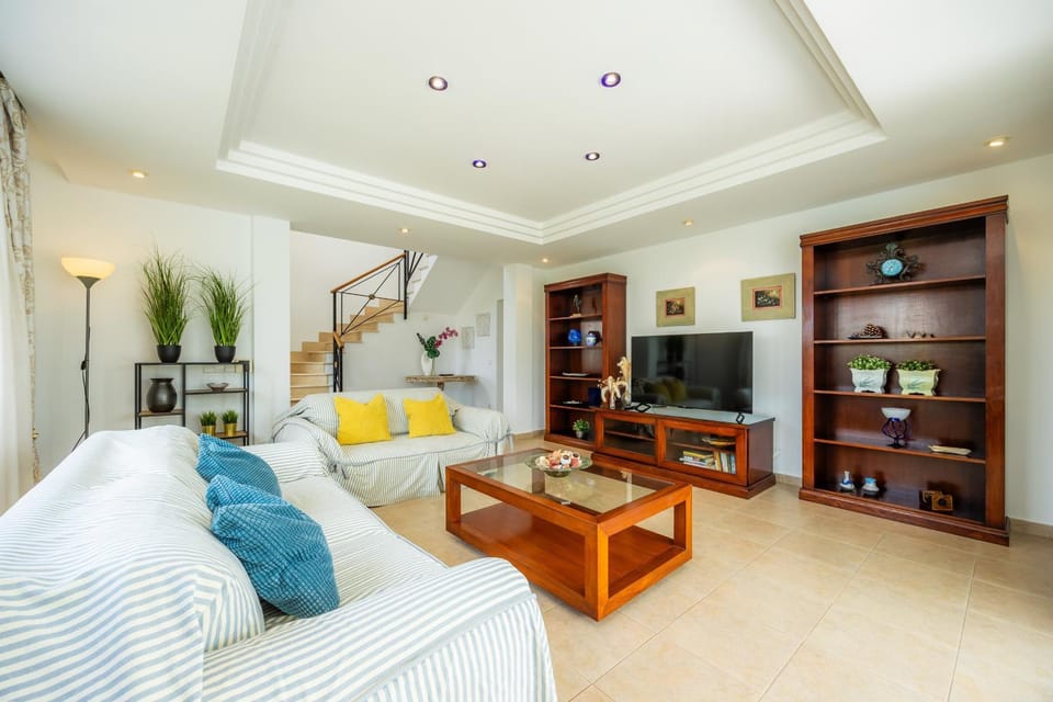 Property building, Living room