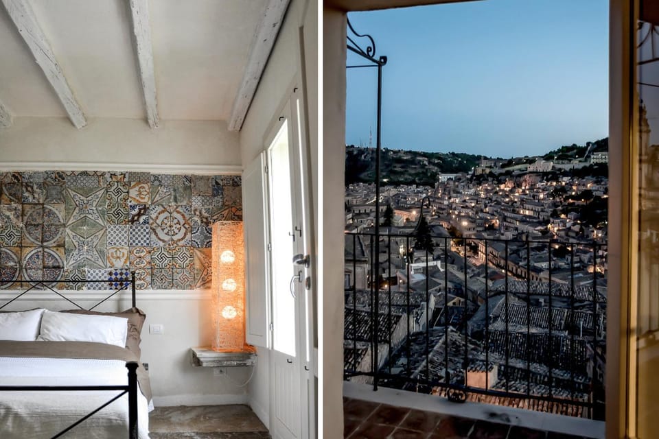 Bed, View (from property/room), Balcony/Terrace, Bedroom, City view