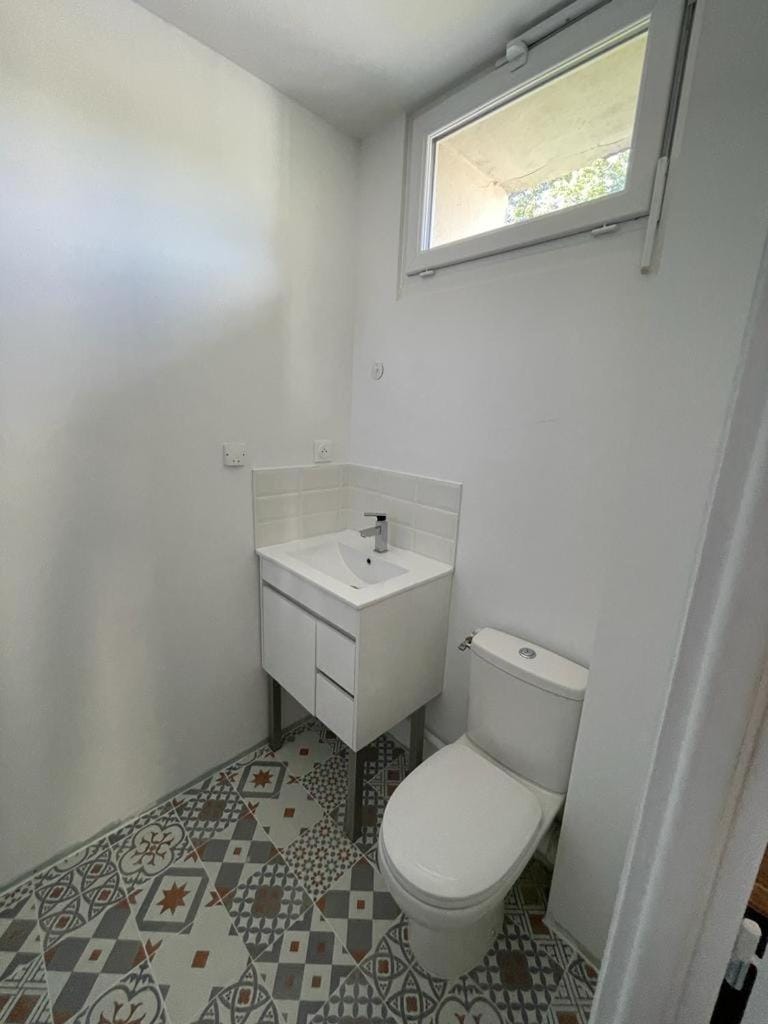 Studio refait à neuf avec cuisine équipée R2 Apartment in Nouvelle-Aquitaine