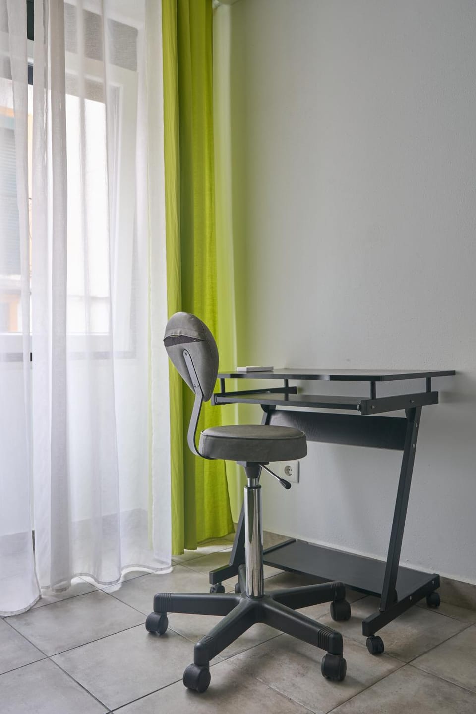 Seating area, Bedroom
