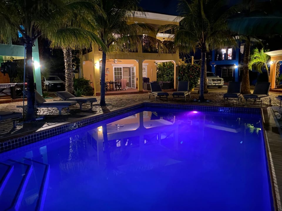 Property building, Swimming pool