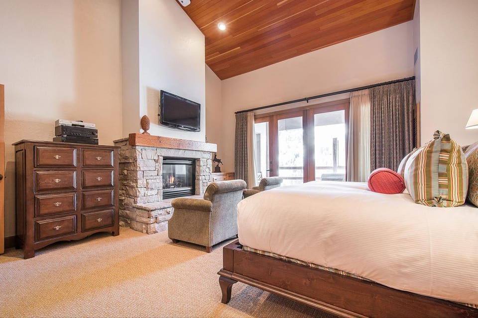 Premium One Bedroom Townhouse Apartment in Deer Valley