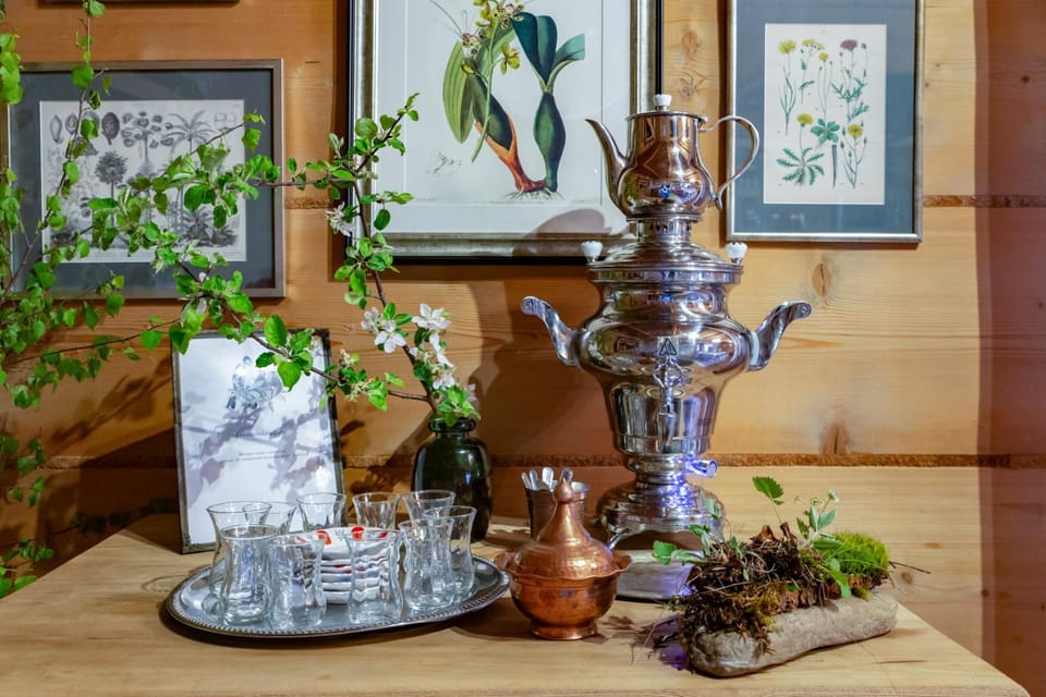 Restaurant/places to eat, Coffee/tea facilities, Food and drinks, Decorative detail