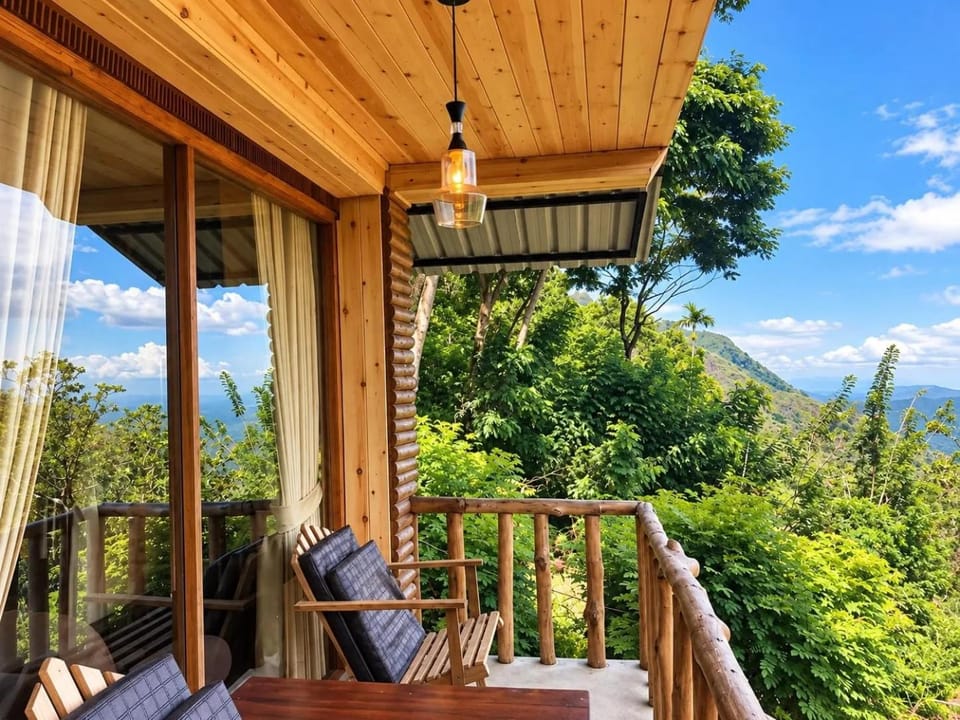 Balcony/Terrace, Mountain view