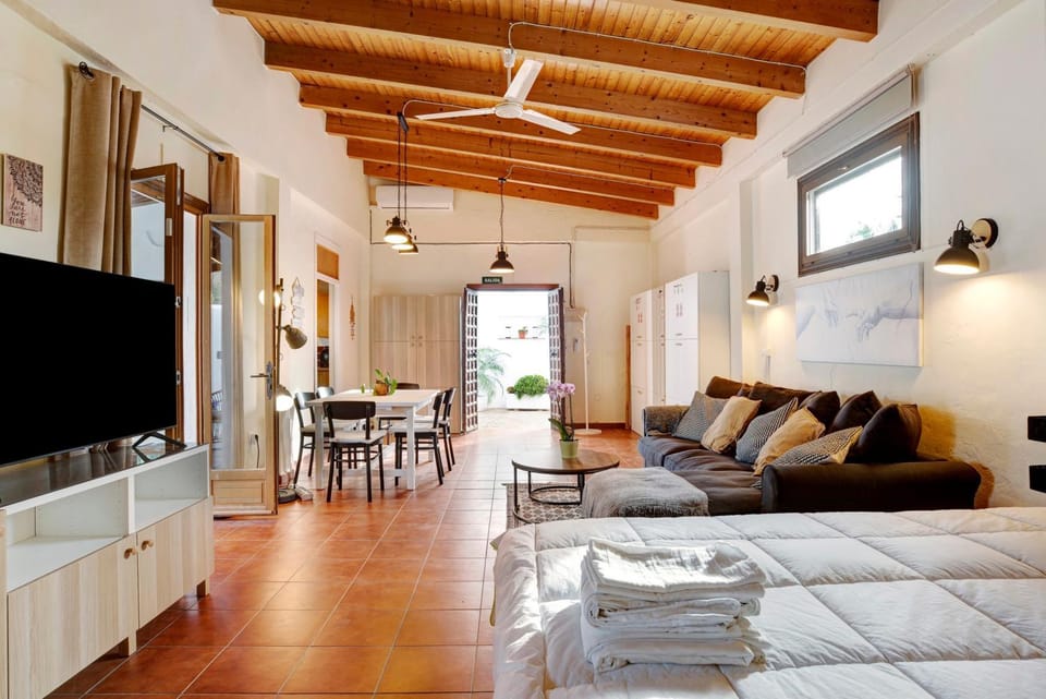 Property building, Living room