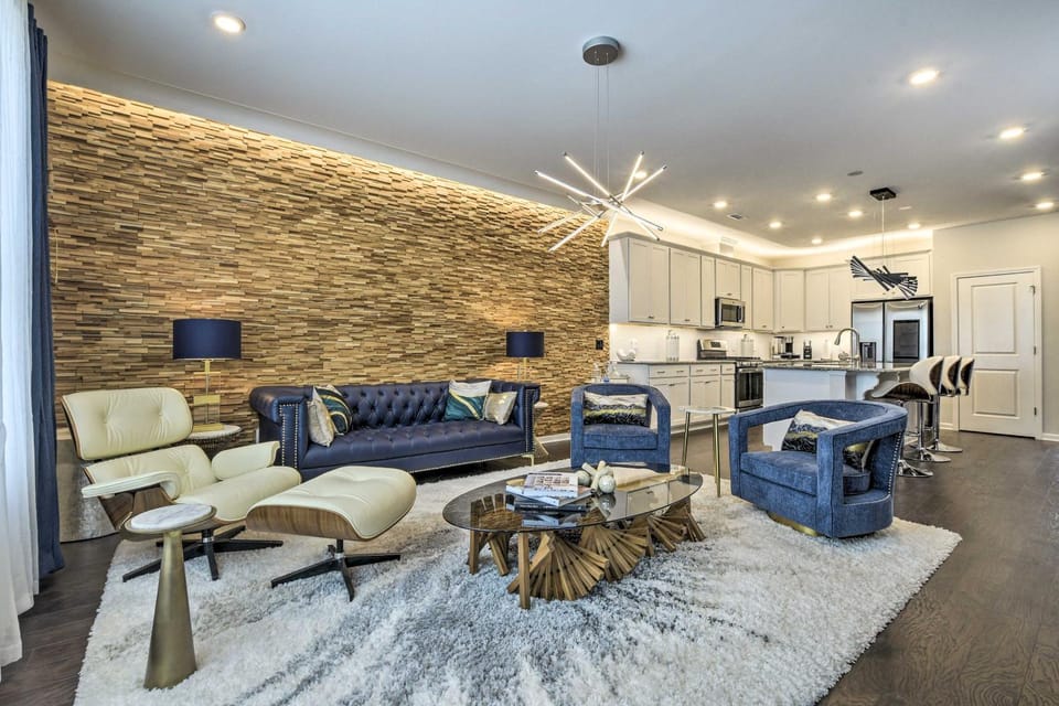Sleek Durham Townhome Near Dtwn w/ Balcony! House in Durham