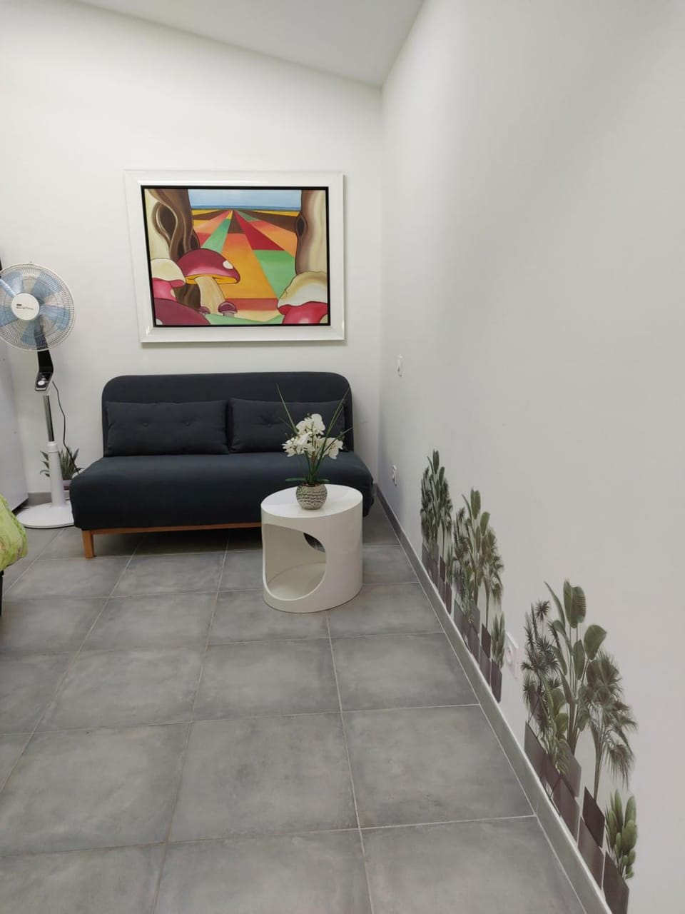Photo of the whole room