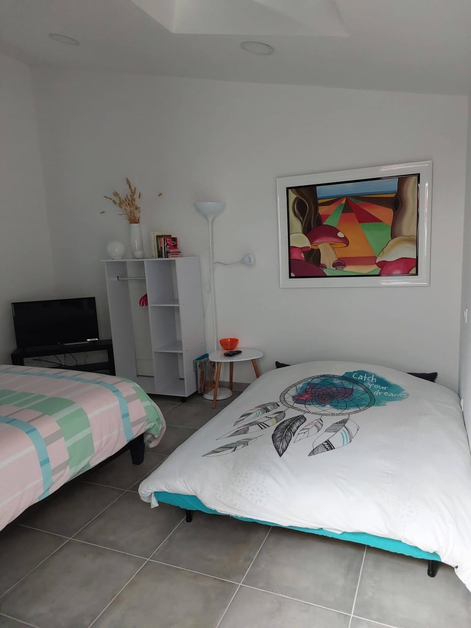 Photo of the whole room