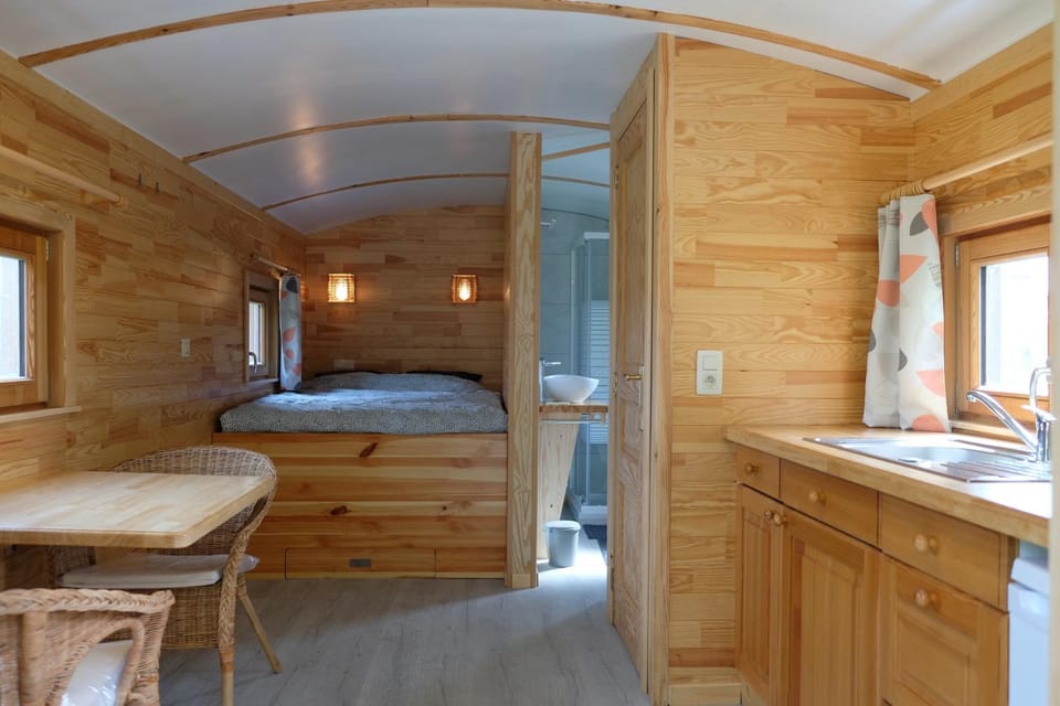 View (from property/room), Internal: Not applicable to any particular room