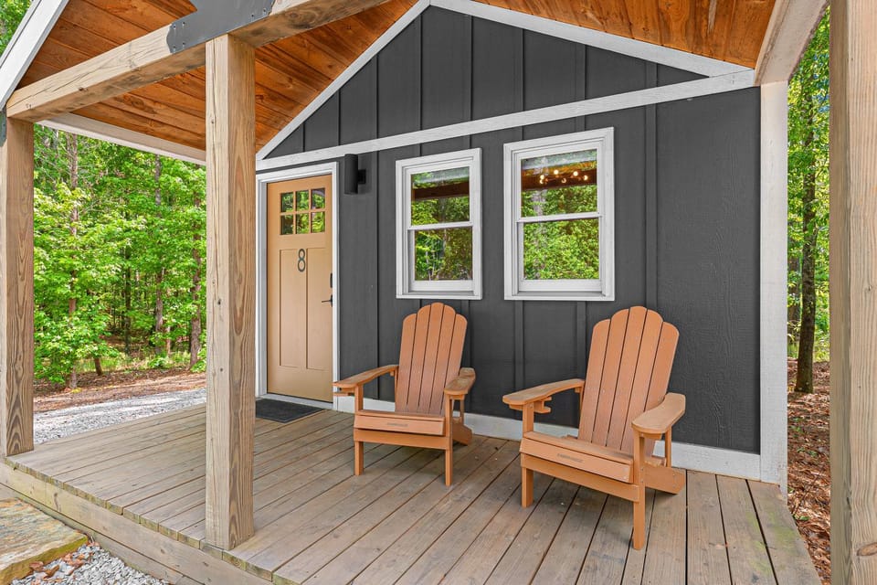 Cabin #8 Studio with Kitchenette Cabin in Lake Hartwell