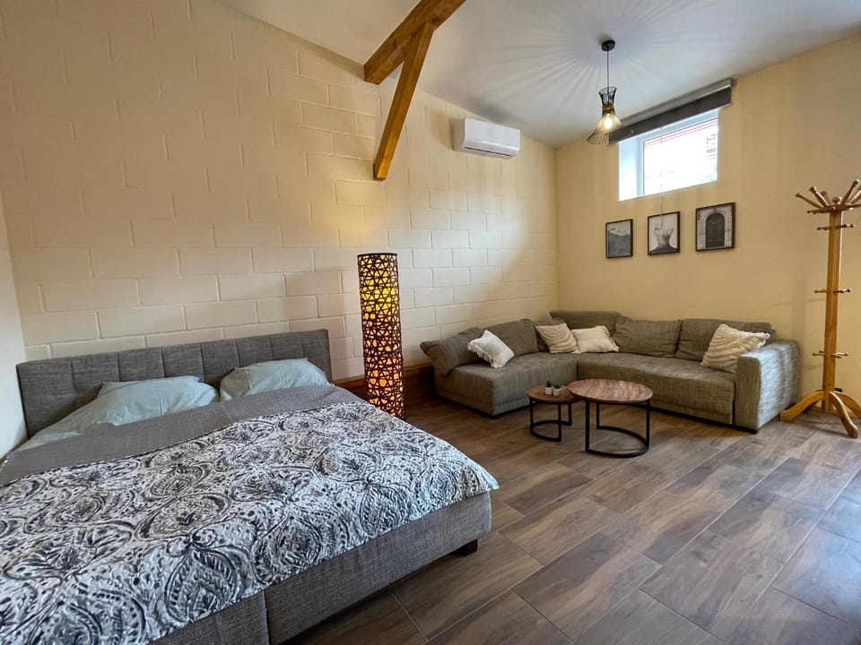 Bed, Living room, Bedroom