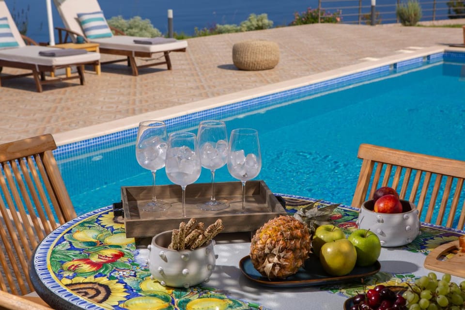 Sea view, Sea view, Swimming pool