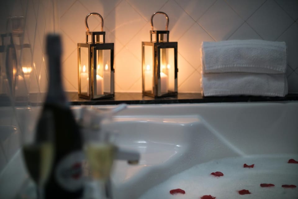 Bathroom, Bath