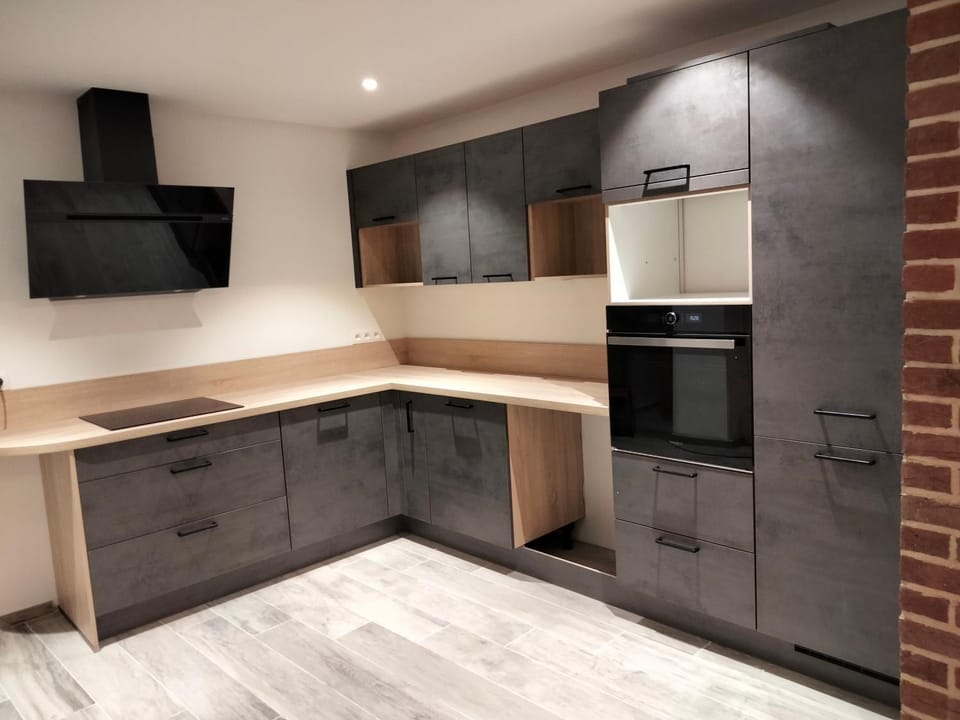 Kitchen or kitchenette, oven, stove