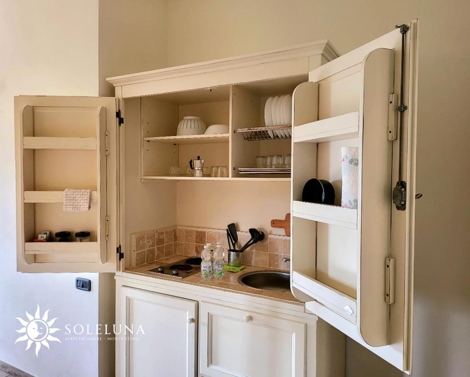 AFFITTACAMERE SOLE & LUNA Apartment in Lake Garda