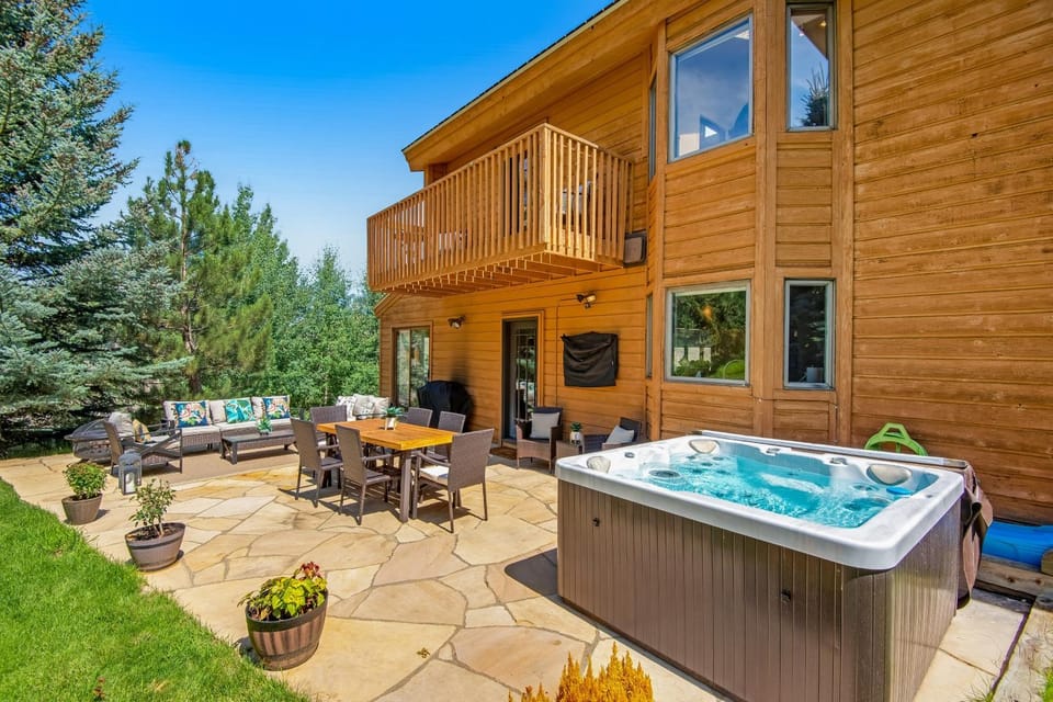 Luxury Mountain Retreat House in Eagle County