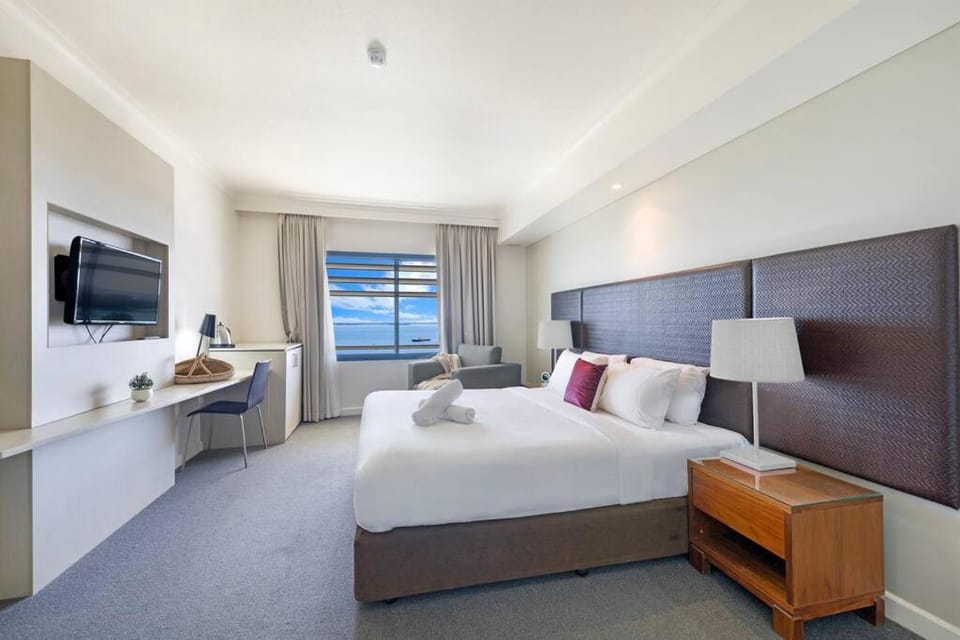 TV and multimedia, Photo of the whole room, Bedroom