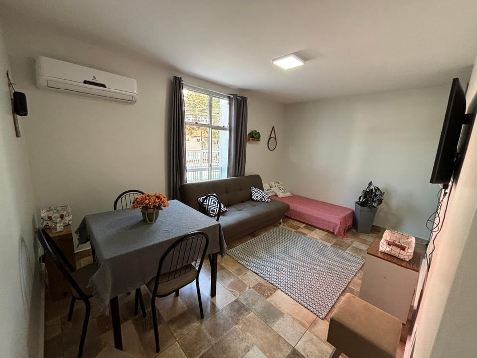 Communal lounge/ TV room, TV and multimedia, Living room, Dining area, air conditioner